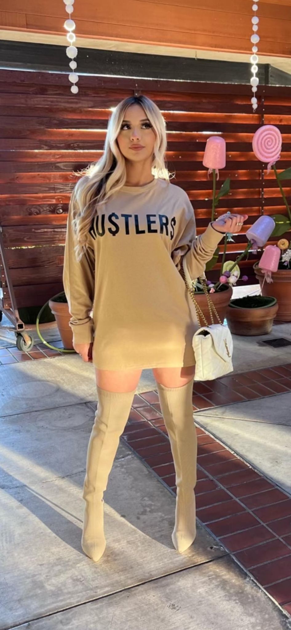 HUSTLER BEIGE LONG SLEEVE - UNISEX