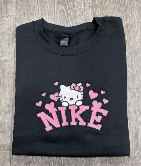 HELLO NKE CORAZONES - BLACK - EMBROIDERY CREWNECK