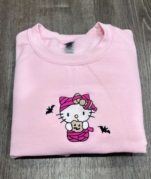 HELLO - MOMIA - LIGHT PINK EMBROIDERY CREWNECK